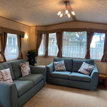 Mudeford Beach Lodge Exteriér fotografie